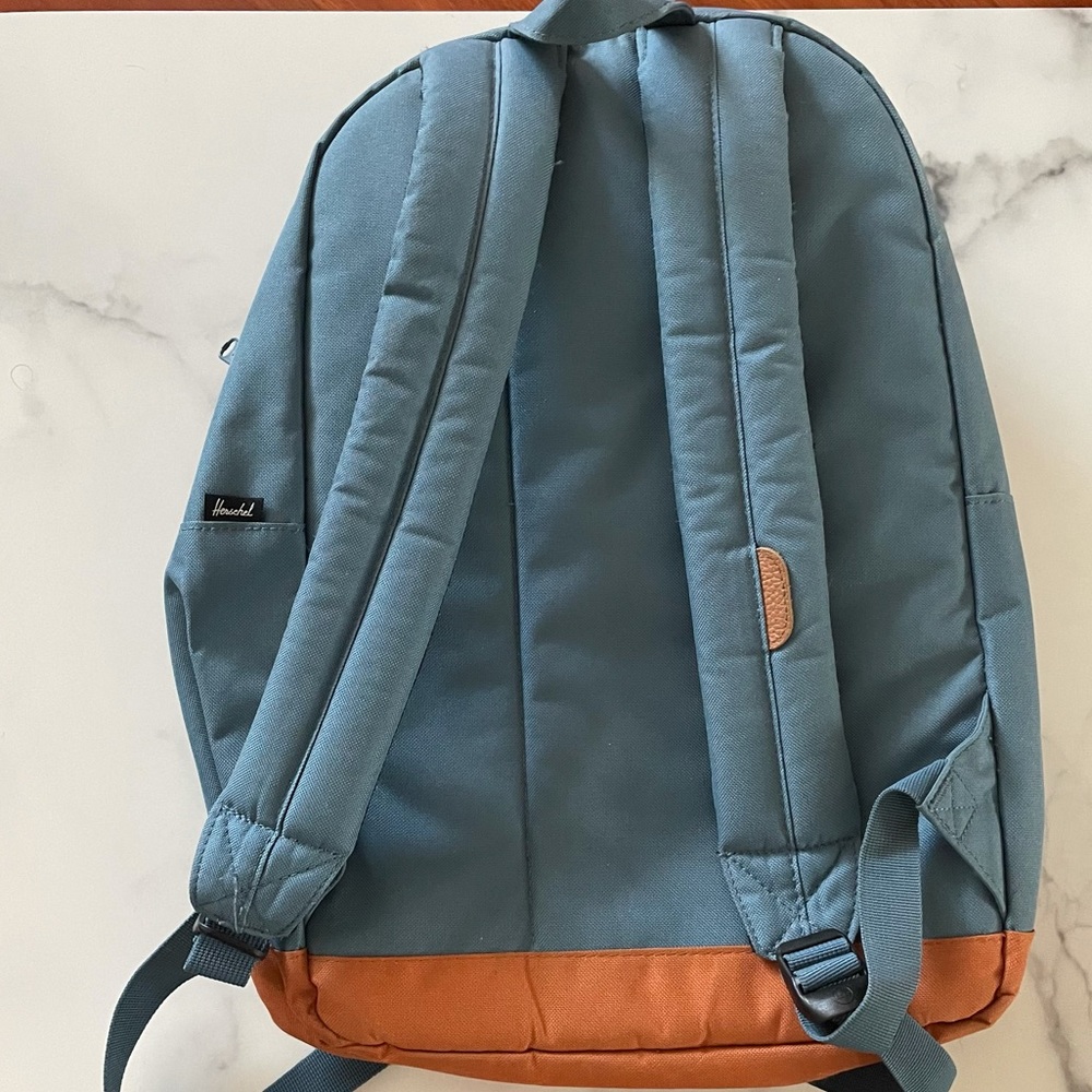 Backpack!! - Picture 2 of 3